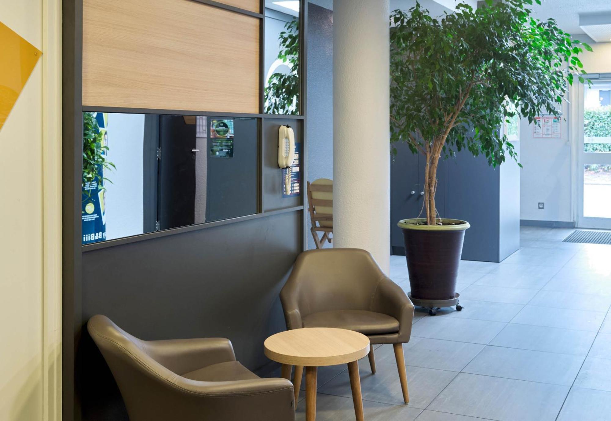 B&B Hotel Saint-Michel Sur Orge ภายนอก รูปภาพ