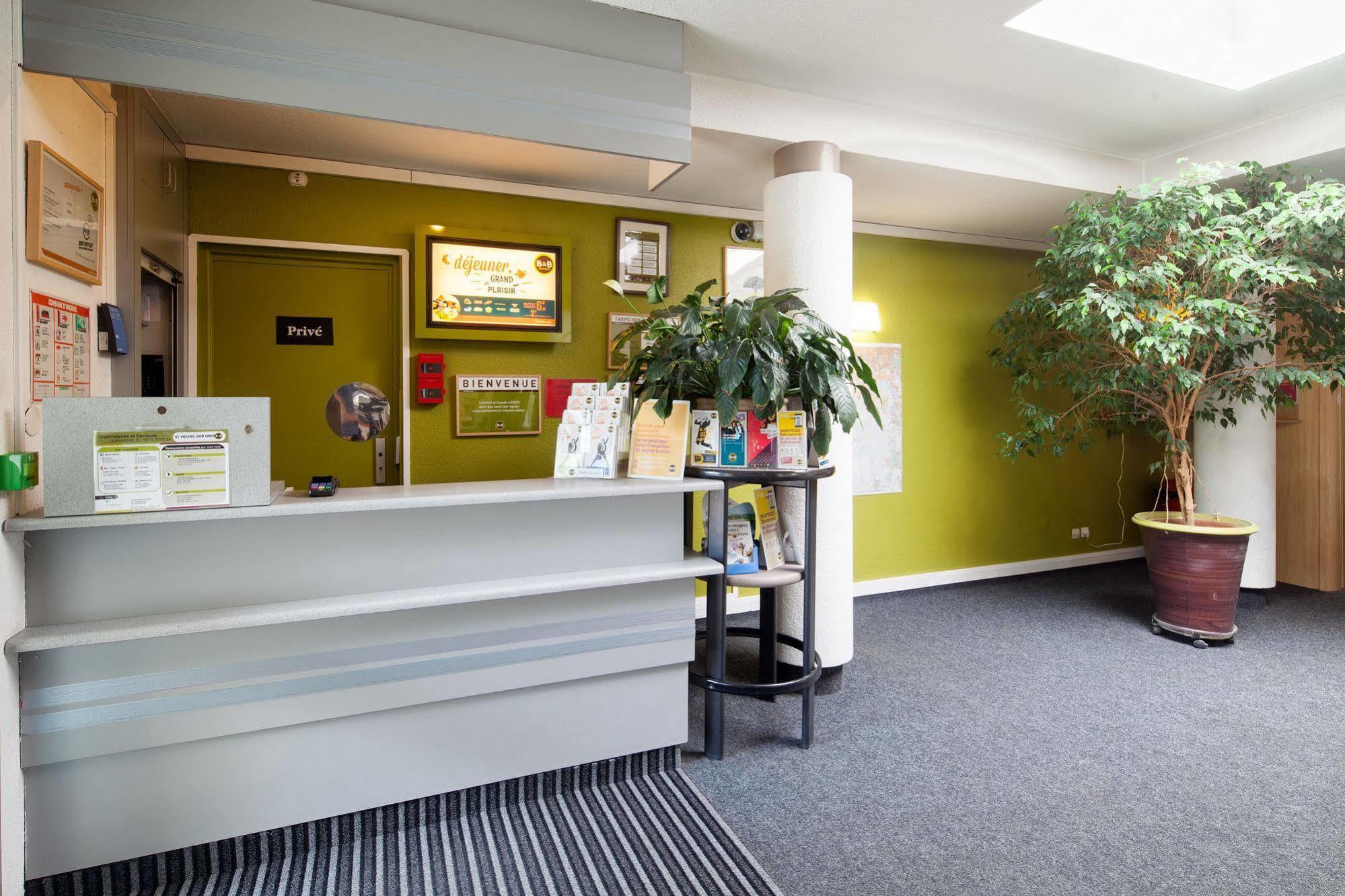 B&B Hotel Saint-Michel Sur Orge ภายนอก รูปภาพ