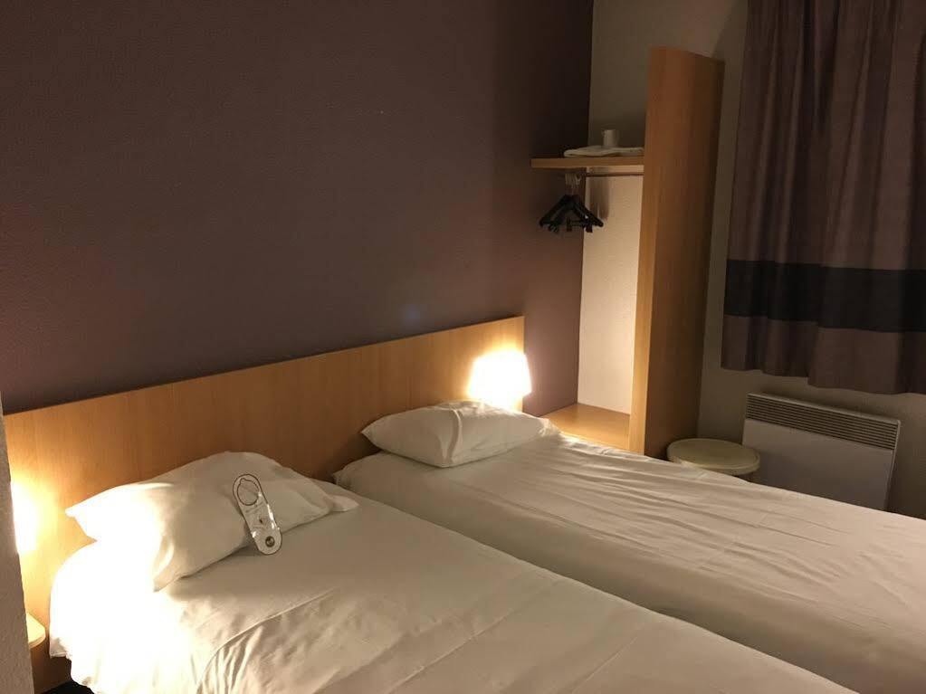 B&B Hotel Saint-Michel Sur Orge ภายนอก รูปภาพ